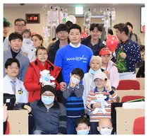연세암병원, 소아암 환자와 MLB 오승환 선수의 특별한 만남