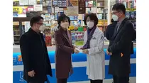서울시약사회, 코로나19 휴업약국 방문 격려
