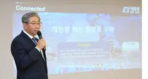 윤동섭 원장, 