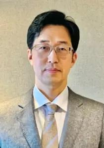 귀에서 심장소리 지속되면, 뇌 혈관 질환?