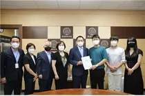 대약, 전약협 약대생 병역문제에 관한 설문 결과 전달