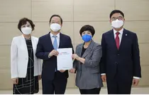 전혜숙 위원, 약사회 방문해 정책간담회 가져