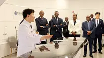 르완다 대통령, 연세암병원 중입자치료센터 방문