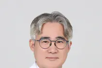 최신 AI 챗봇, 무릎 인공관절수술 의학정보 제공에 높은 정확도 입증