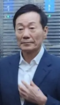 신동국 회장, 한미 주식 1727억 취득…지분 경쟁 본격화?
