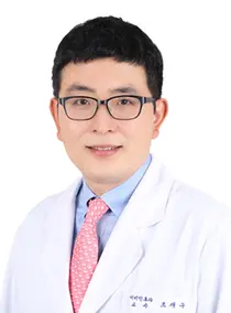쉰 목소리가 보내는 경고… ‘후두암’ 조기 발견이 중요한 이유