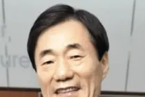 신동국 회장, 한미약품 전직 임원 고발에 ‘무고’ 법적 대응