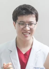 강동경희병원, 치아 교정에 늦은 나이 없다, 노년 치아 교정 주의사항은?