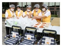 KGC인삼공사, 적십자와 함께 추석맞이 홀로 어르신 지원 효(孝) 배달 캠페인