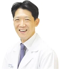 강남베드로병원, 건강위해 시작한 목운동 '우두둑' 소리난다면 더 위험