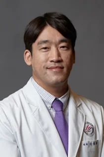 복강경수술 중 개복수술로 전환하면 합병증 2배 증가