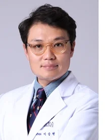 이승현 교수, 무봉합 대동맥판막 치환술 300례 달성