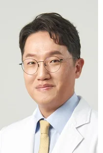 경험적 항생제 치료, 코로나 환자 예후 규명