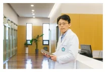 이화의료원, 손 저리고 어깨 아픈데 목디스크는 아니라면?