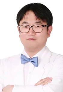 무선 이어폰이 염증 부른다? ‘외이도염’ 주의
