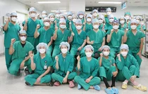 얼굴과 마음 어루만지는 구순구개열 성형술 7천례 달성