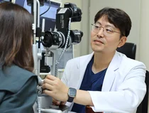 물놀이 후 눈이 간질간질? 피서 뒤 찾아오는 눈의 불청객, 결막염