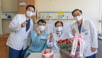 중앙대의료원 100번째 간이식주인공, 어버이날 아들이 75세 엄마에게선물