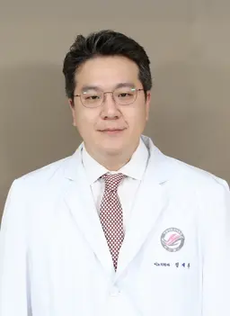 사진 : 비뇨의학과 정재훈 교수