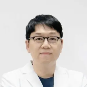 걷기 힘들어지는 허리 질환, 척추관 협착증