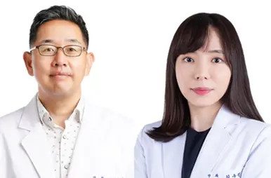사진1_(좌측부터) 고려대학교 구로병원 안과 송종석 교수, 김우진 교수