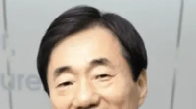 신동국 회장, 한미약품 전직 임원 고발에 ‘무고’ 법적 대응