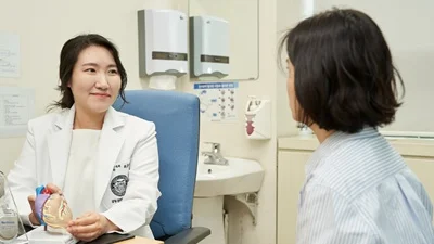 ‘쿵쿵’ 가슴 두근거림 반복된다면? ‘부정맥’ 의심