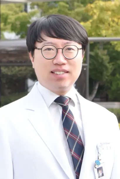 (사진)장호철 혈액내과 교수