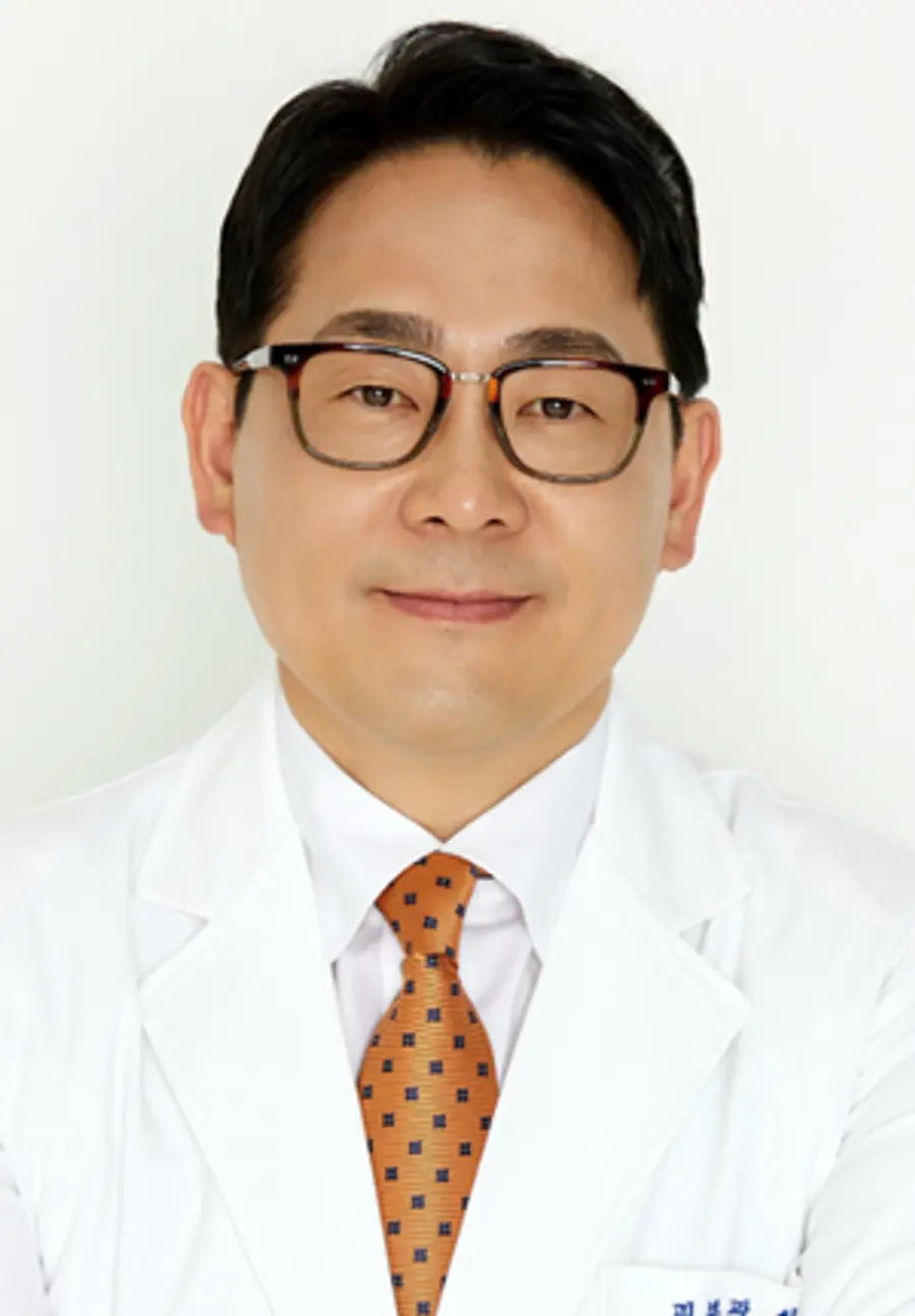 사진 : 피부과 허창훈 교수