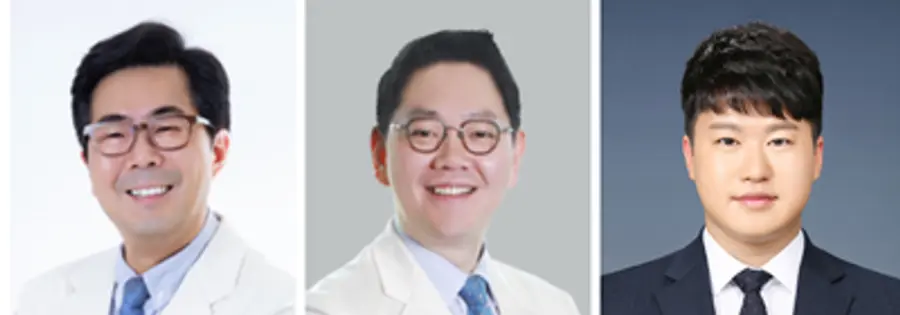 사진 : 왼쪽부터 강북삼성병원 정신건강의학과 전상원·조성준 교수, 문지완 전공의