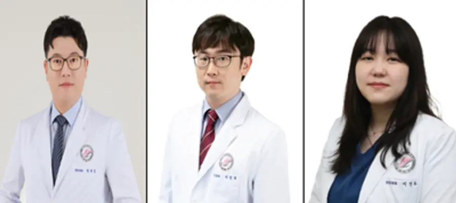 사진 왼쪽부터 : 천대영 . 이민우 . 이진화 교수
