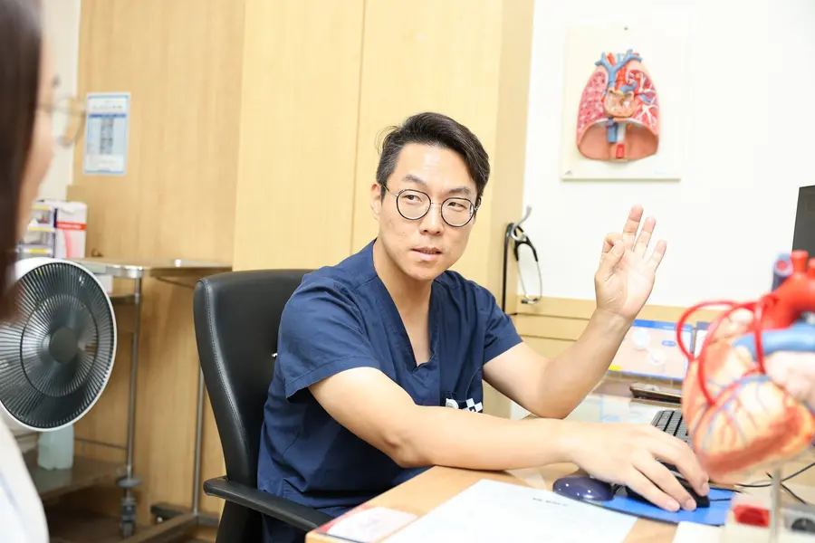 사진 : 심장혈관흉부외과 조준우 교수 진료