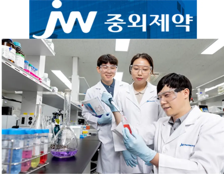 ▲JW중외제약 연구실. 과천청사. 지상11층 지하4층 사옥은 지상 4개층이 연구실로 쓰인다. 24시간 불이 꺼지지 않는다.